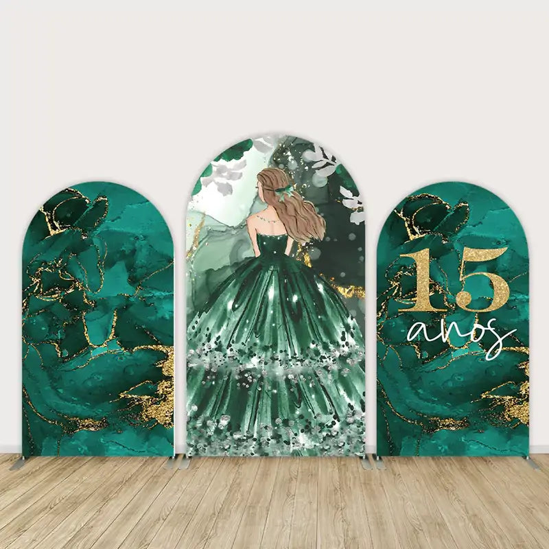 Three-piece emerald green and gold quinceañera arch backdrop with elegant girl illustration and “15 años” text.