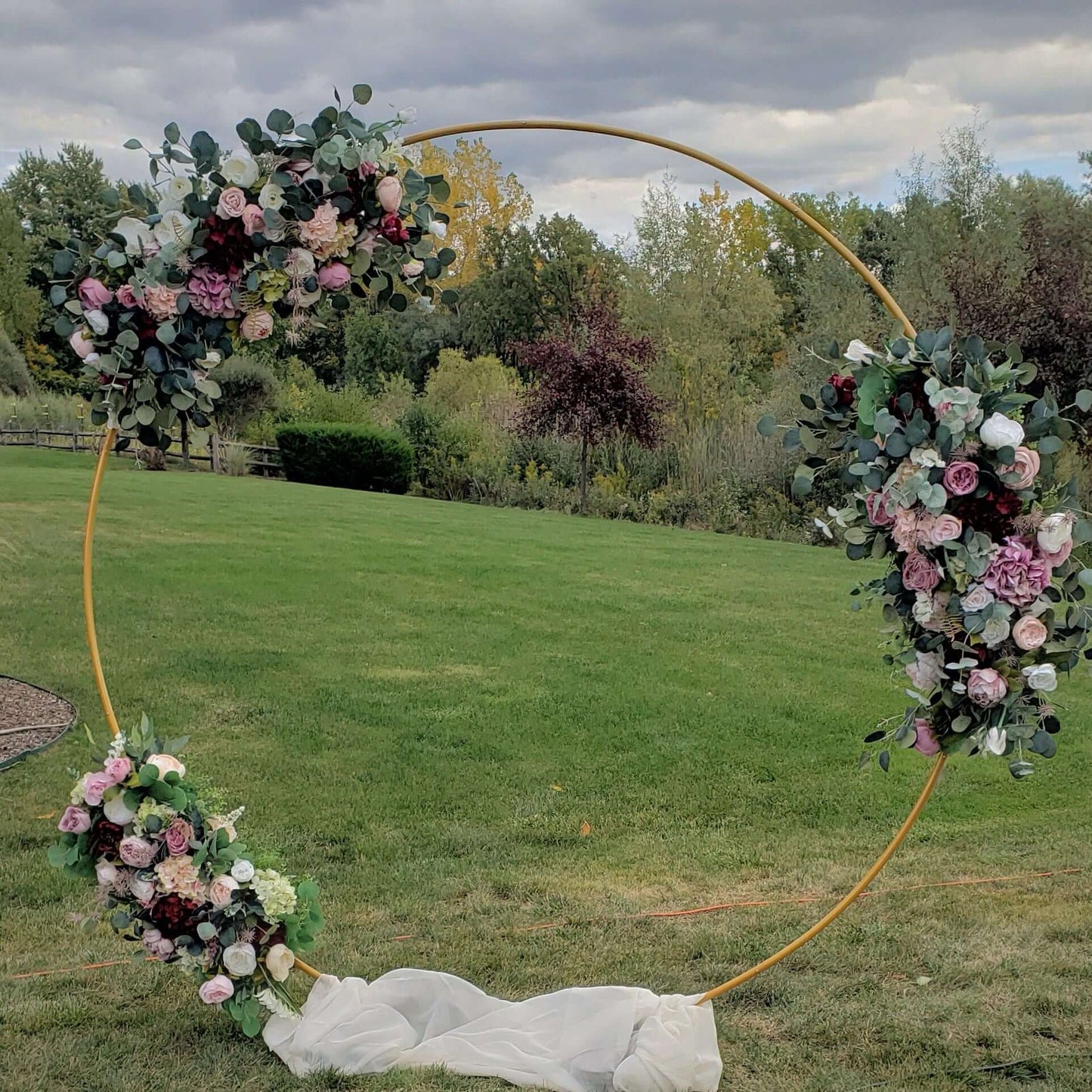 Wedding Arch Photo Booth Backdrop Stand Party & Hoop Balloon Circle Loop Flower White Silver Gold Metal Stand Round Backdrop