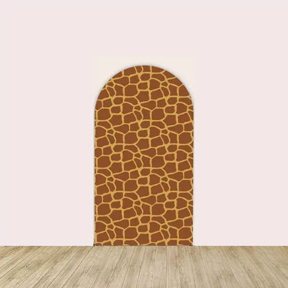 Arched backdrop with a giraffe print pattern, completing the safari theme with a classic jungle animal design.